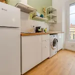 Apartment Entre Gare Et Centre-ville: Lit Double, Wifi
