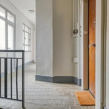 Entre Gare Et Centre-ville: Lit Double, Wifi Appartement *