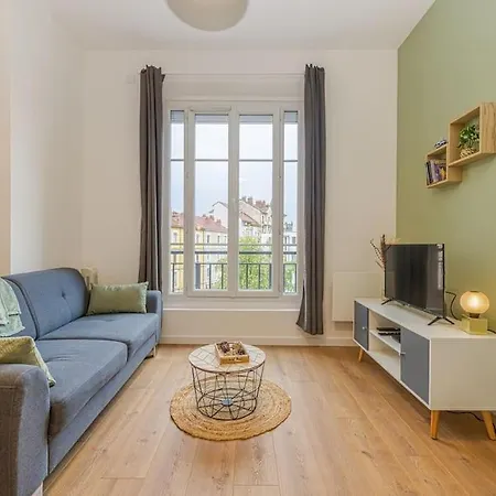 Appartement Entre Gare Et Centre-ville: Lit Double, Wifi Grenoble